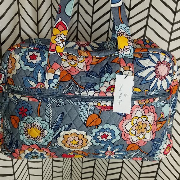 Vera Bradley Bags Vera Bradley Medium Traveler Bag Tropical Evening Poshmark